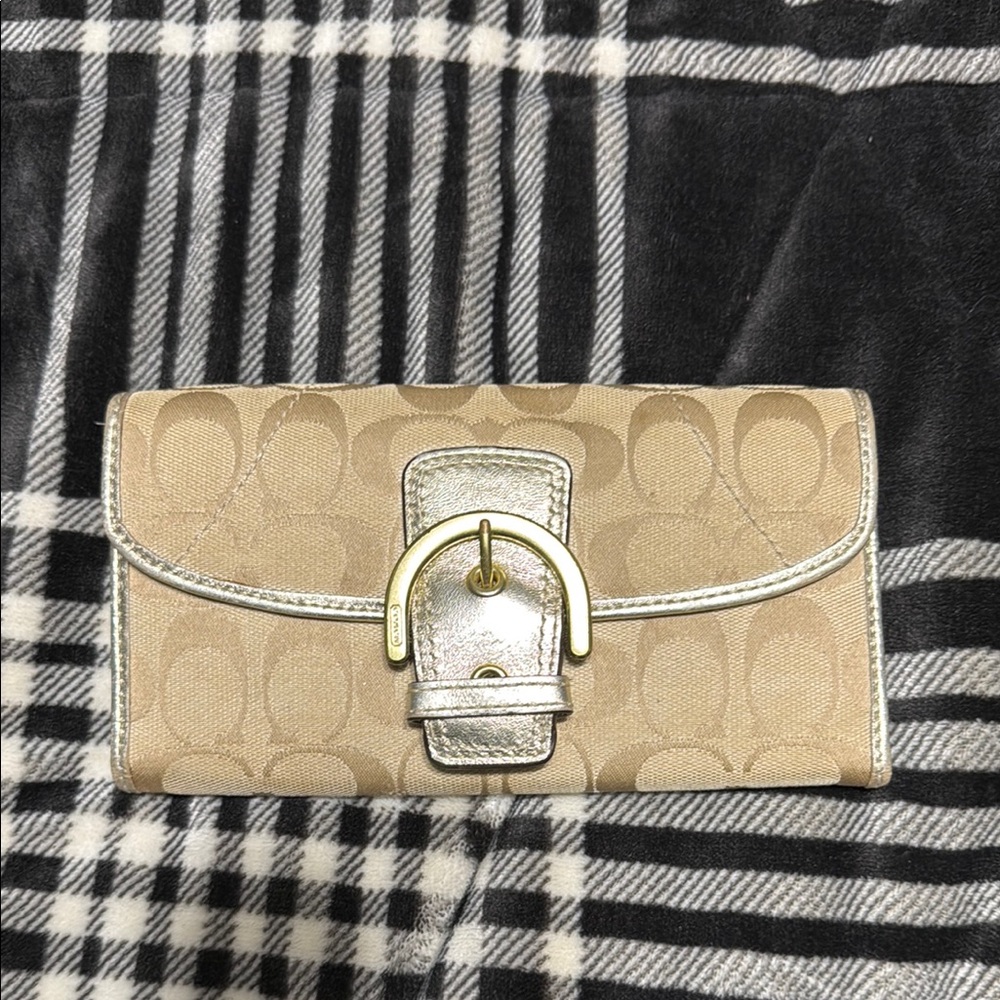 Coach wallet